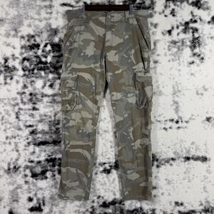 Wrangler Regular Taper Camo Cargo Pants Mens Size 33x28.5 Y2K Skater Punk